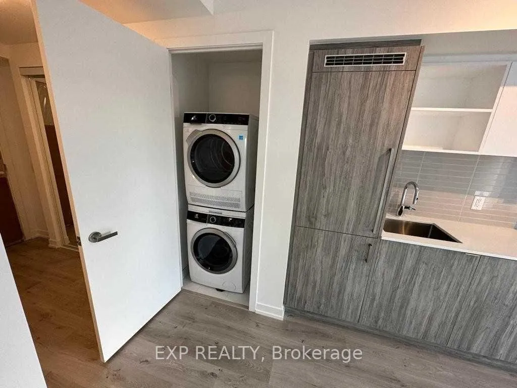 Photo 4 of Unit 2515, 138 Downes Street, Toronto, Waterfront Communities — HOMEH