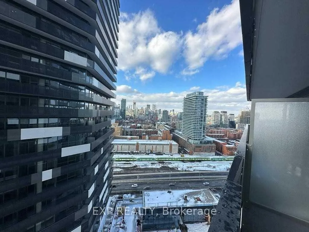 Photo 15 of Unit 2515, 138 Downes Street, Toronto, Waterfront Communities — HOMEH