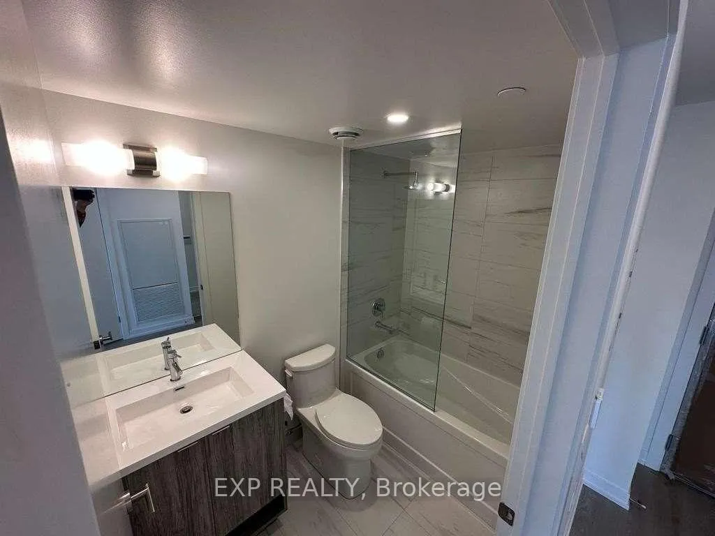 Photo 19 of Unit 2515, 138 Downes Street, Toronto, Waterfront Communities — HOMEH