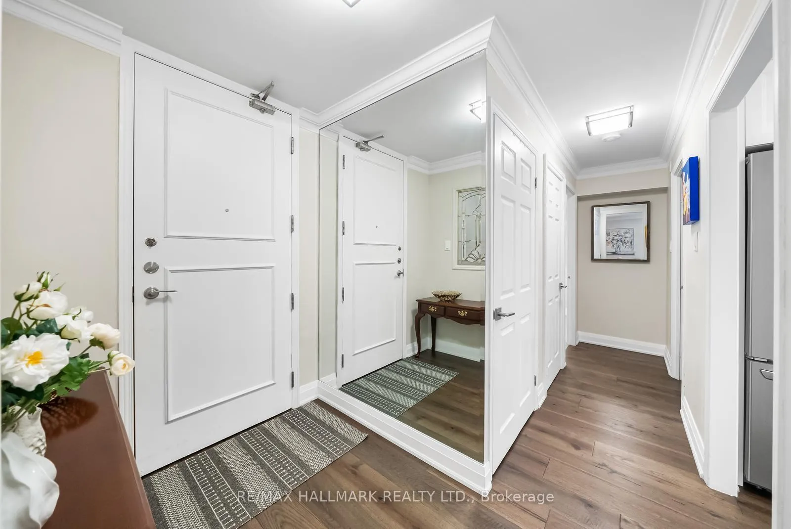 Photo 11 of Unit 104, 2210 Lakeshore Road, Burlington, Brant — HOMEH
