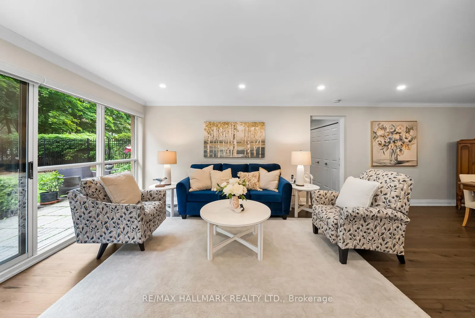 Photo 17 of Unit 104, 2210 Lakeshore Road, Burlington, Brant — HOMEH