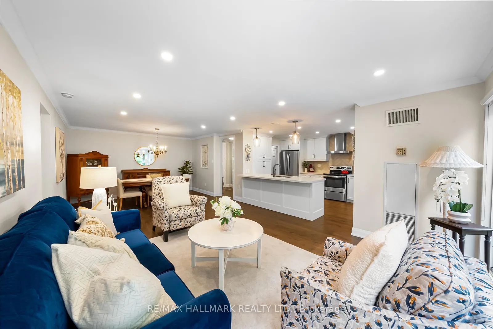 Photo 19 of Unit 104, 2210 Lakeshore Road, Burlington, Brant — HOMEH