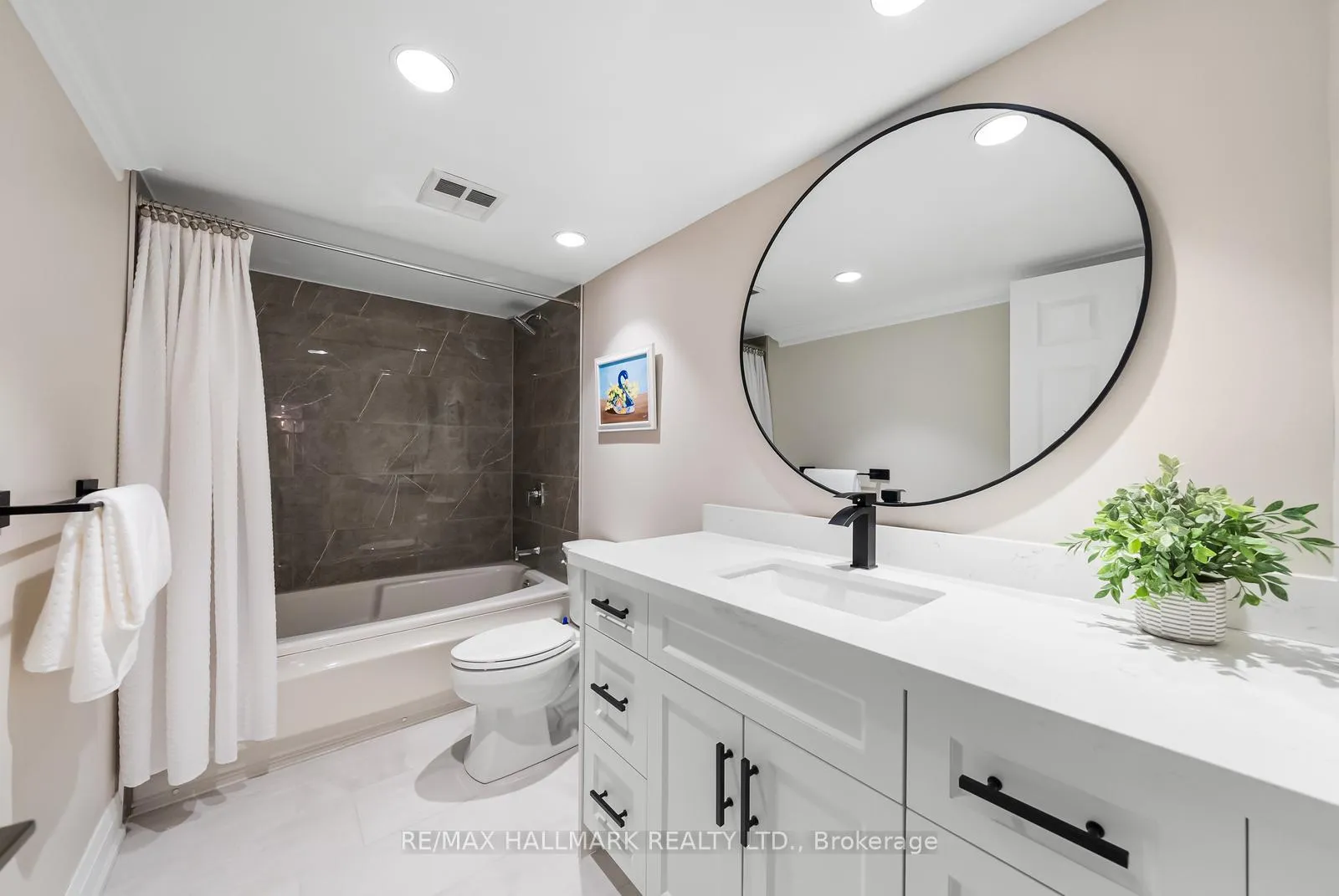 Photo 34 of Unit 104, 2210 Lakeshore Road, Burlington, Brant — HOMEH