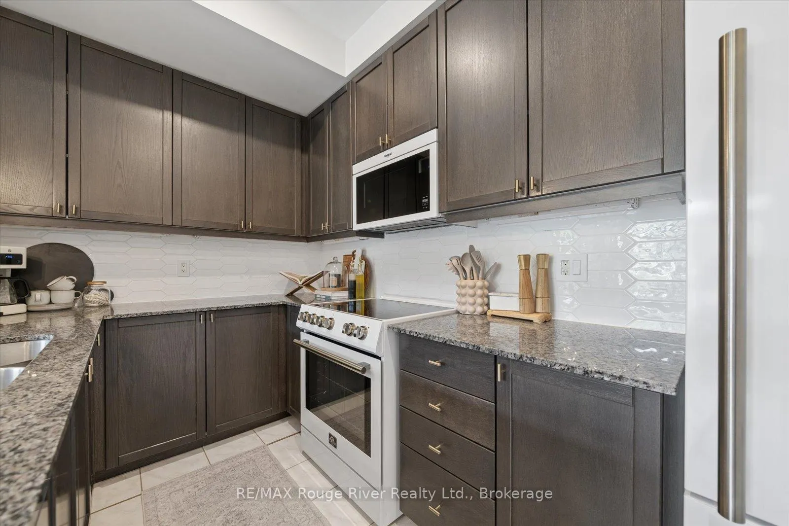 Photo 15 of Unit 124, 84 Aspen Springs Drive, Clarington, Bowmanville — HOMEH