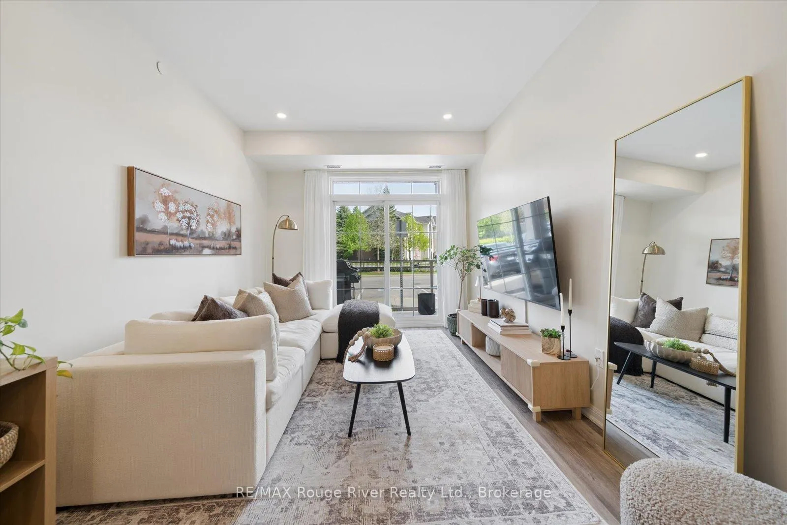 Photo 19 of Unit 124, 84 Aspen Springs Drive, Clarington, Bowmanville — HOMEH