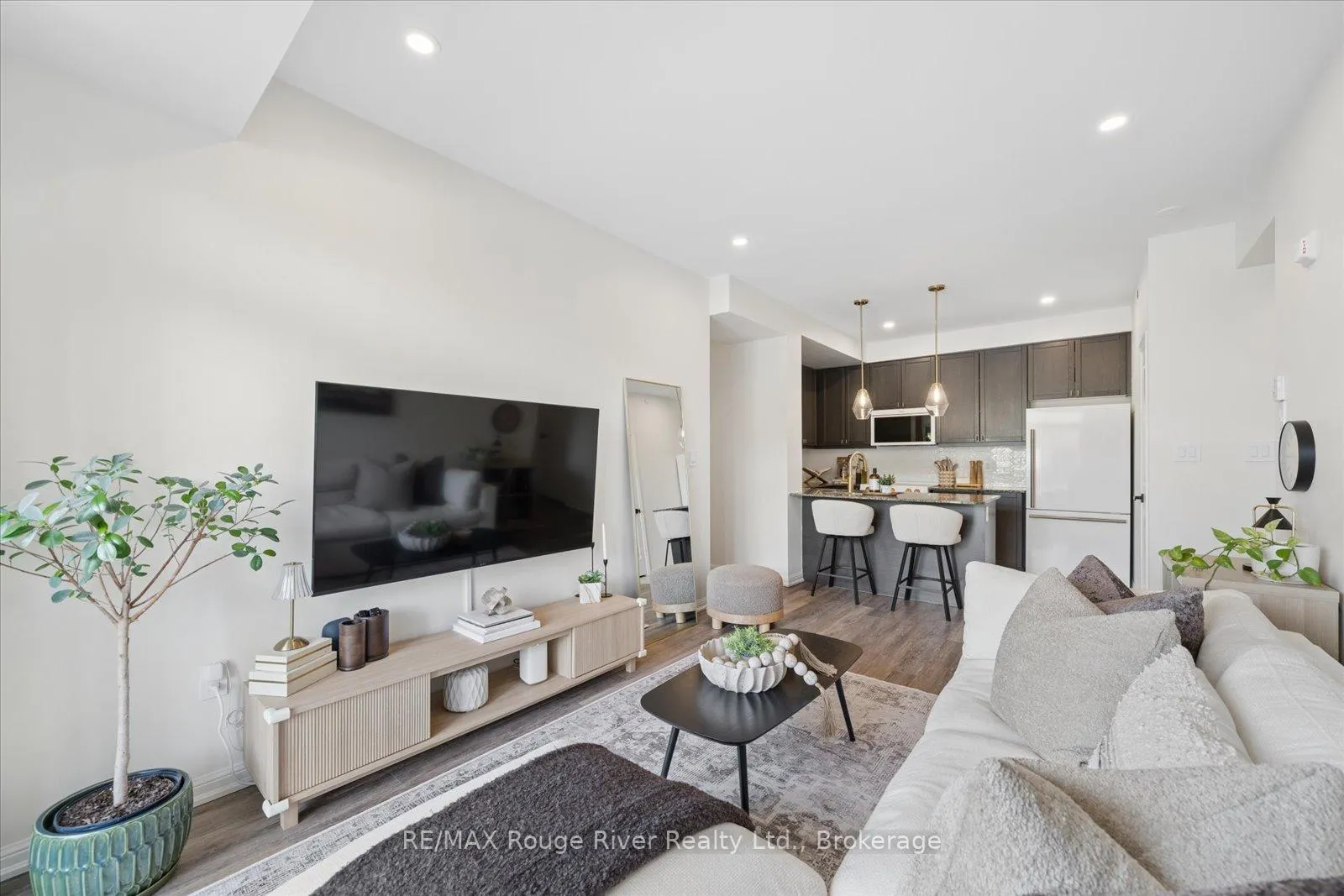 Photo 22 of Unit 124, 84 Aspen Springs Drive, Clarington, Bowmanville — HOMEH