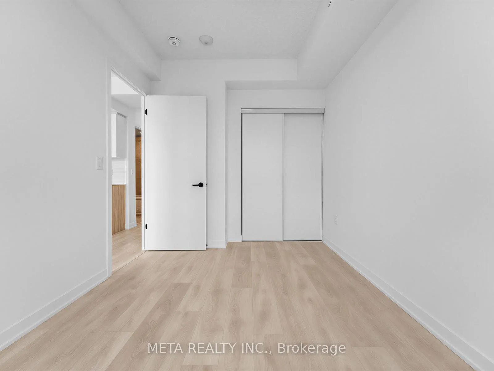 Photo 14 of Unit C1002, 4878 Powers Common, Burlington, Alton — HOMEH