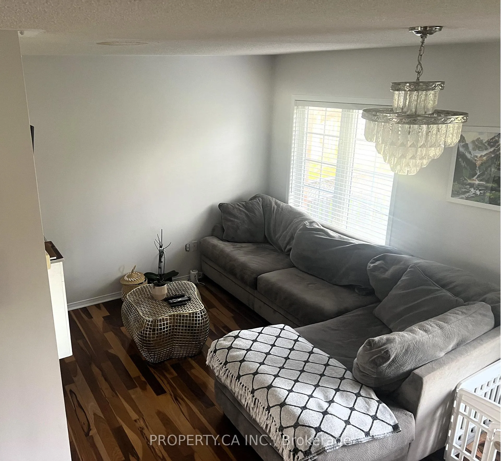 Photo 4 of 46 Seaside Circle, Brampton, Sandringham-Wellington — HOMEH