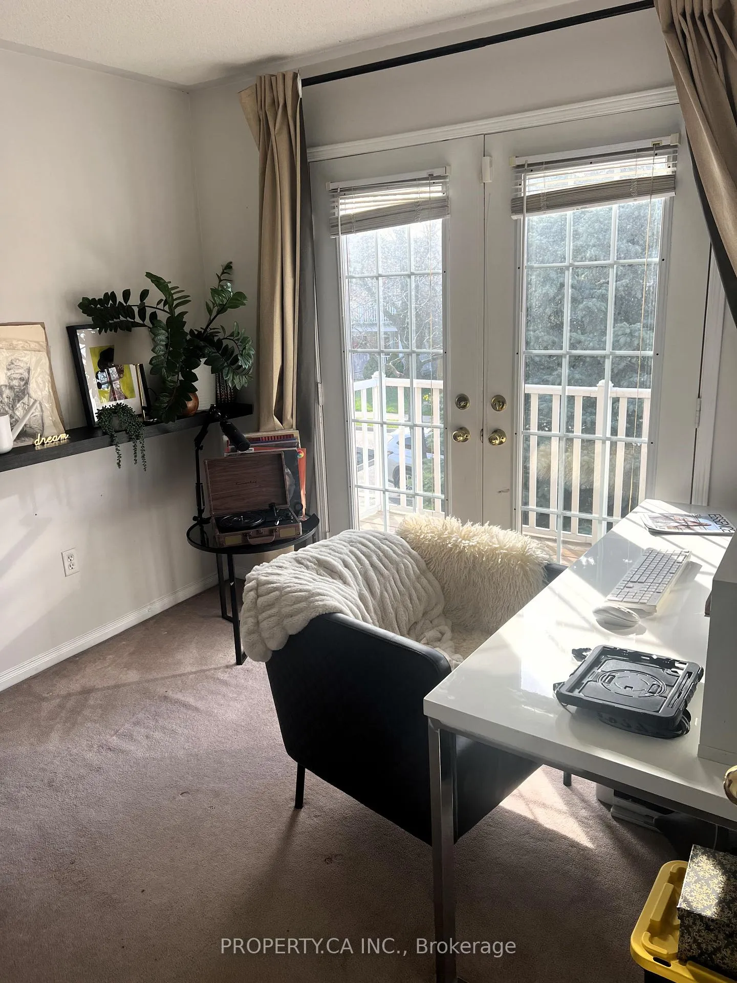 Photo 11 of 46 Seaside Circle, Brampton, Sandringham-Wellington — HOMEH