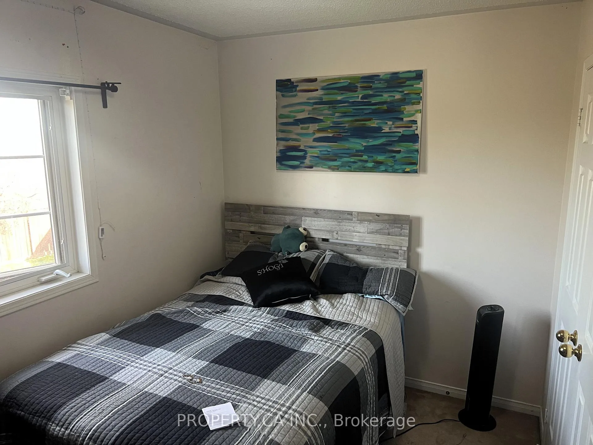 Photo 17 of 46 Seaside Circle, Brampton, Sandringham-Wellington — HOMEH