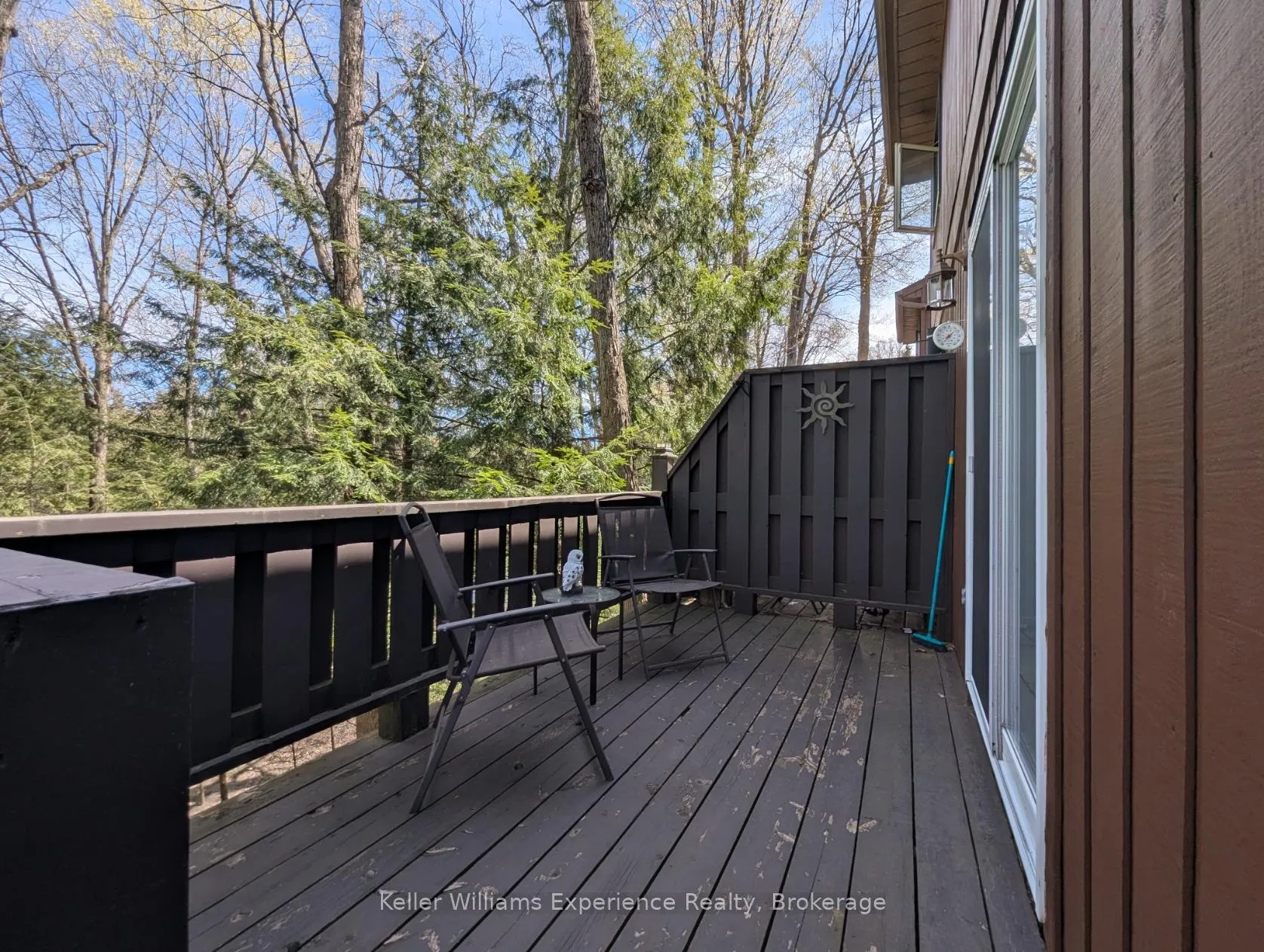 Photo 3 of 75 Southbank Drive, Bracebridge, Macaulay — HOMEH