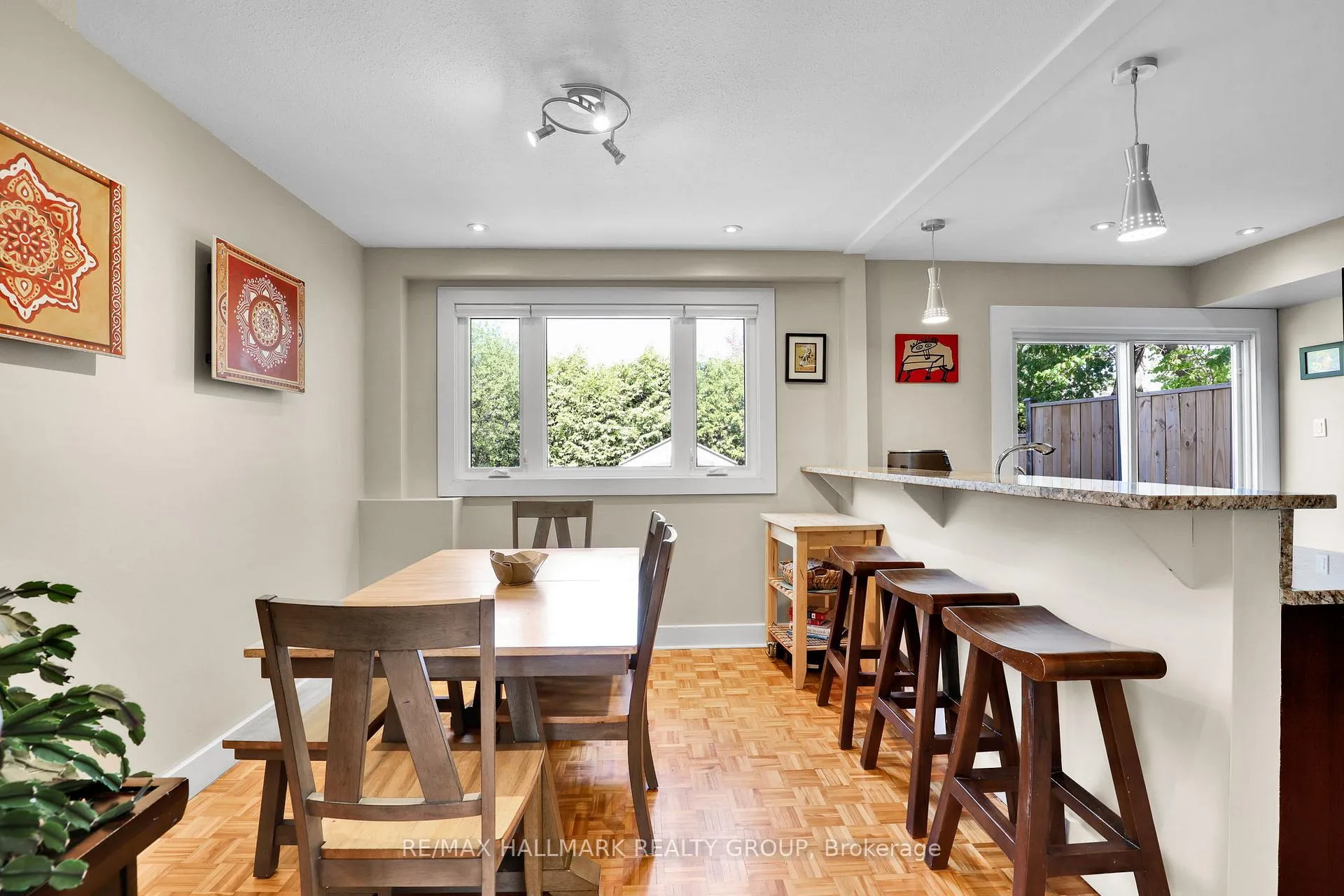 Photo 8 of 123 Mcclellan Road, Ottawa, Sheahan Estates/Trend Village — HOMEH
