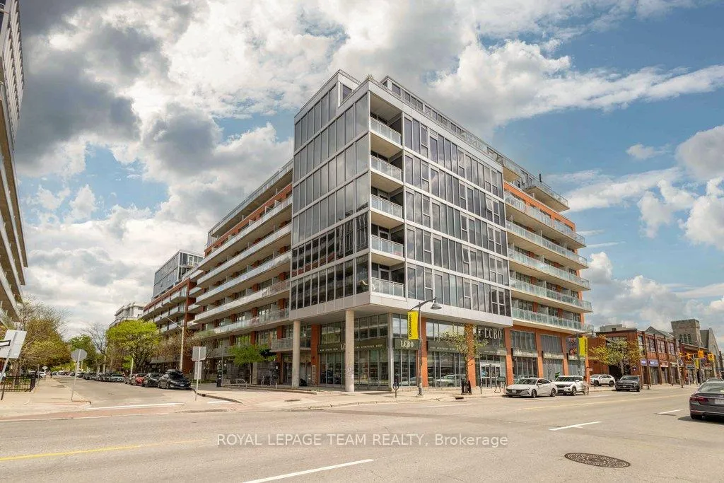 Front of Unit 833, 340 Mcleod Street
