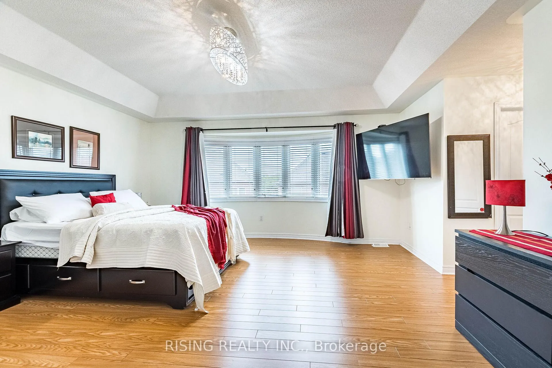 Photo 15 of 33 Seastar Road, Brampton, Bram West — HOMEH