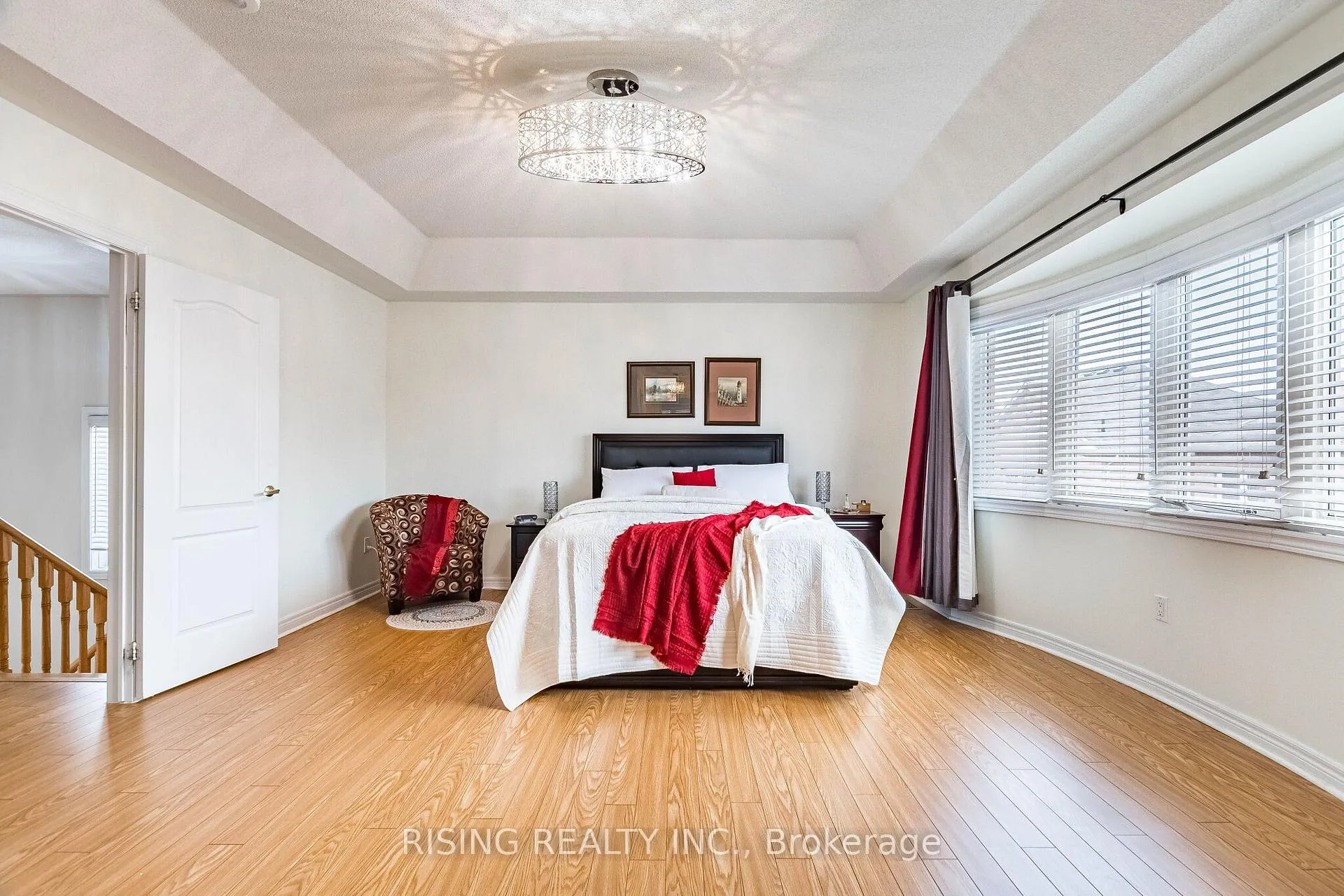 Photo 16 of 33 Seastar Road, Brampton, Bram West — HOMEH