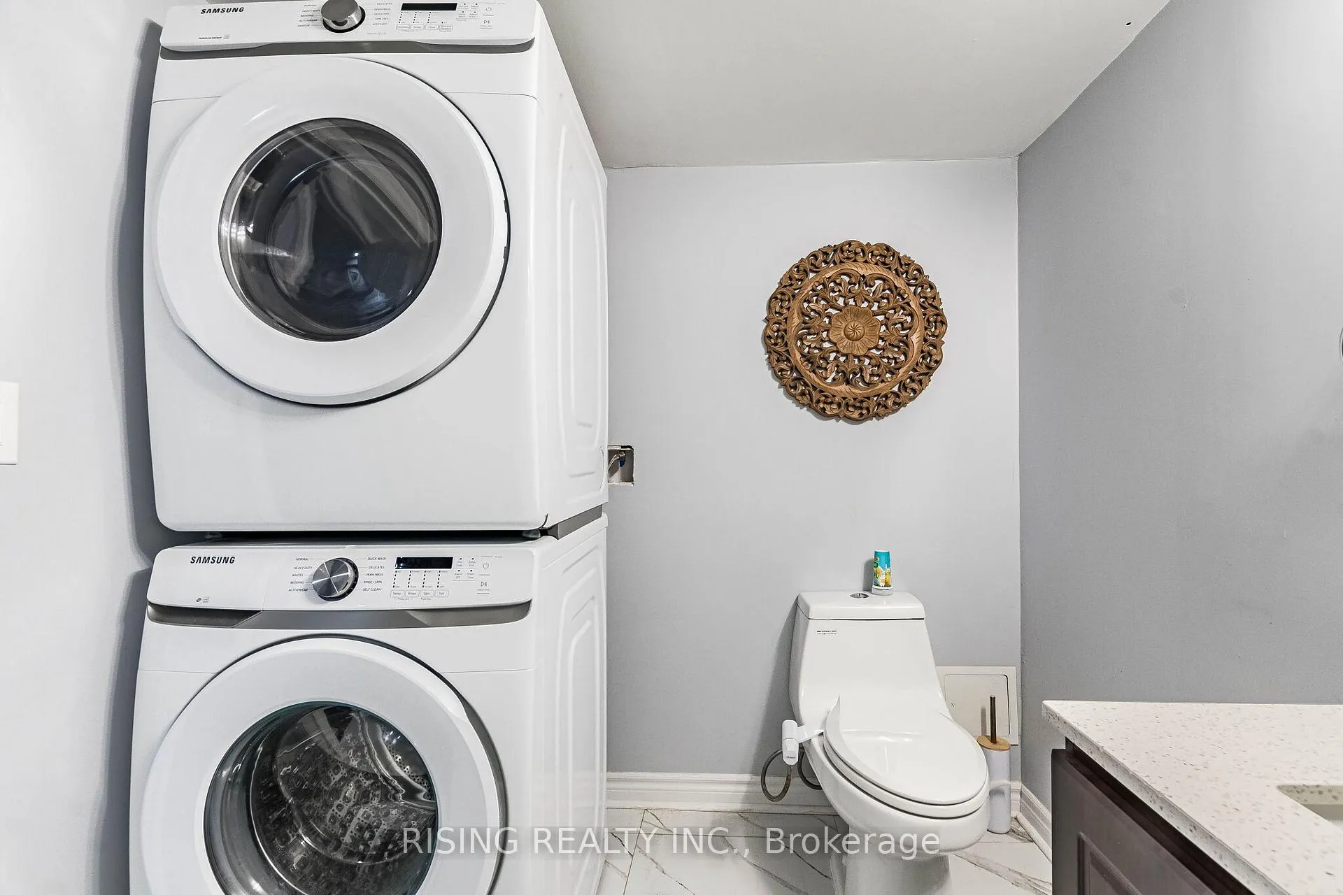 Photo 29 of 33 Seastar Road, Brampton, Bram West — HOMEH