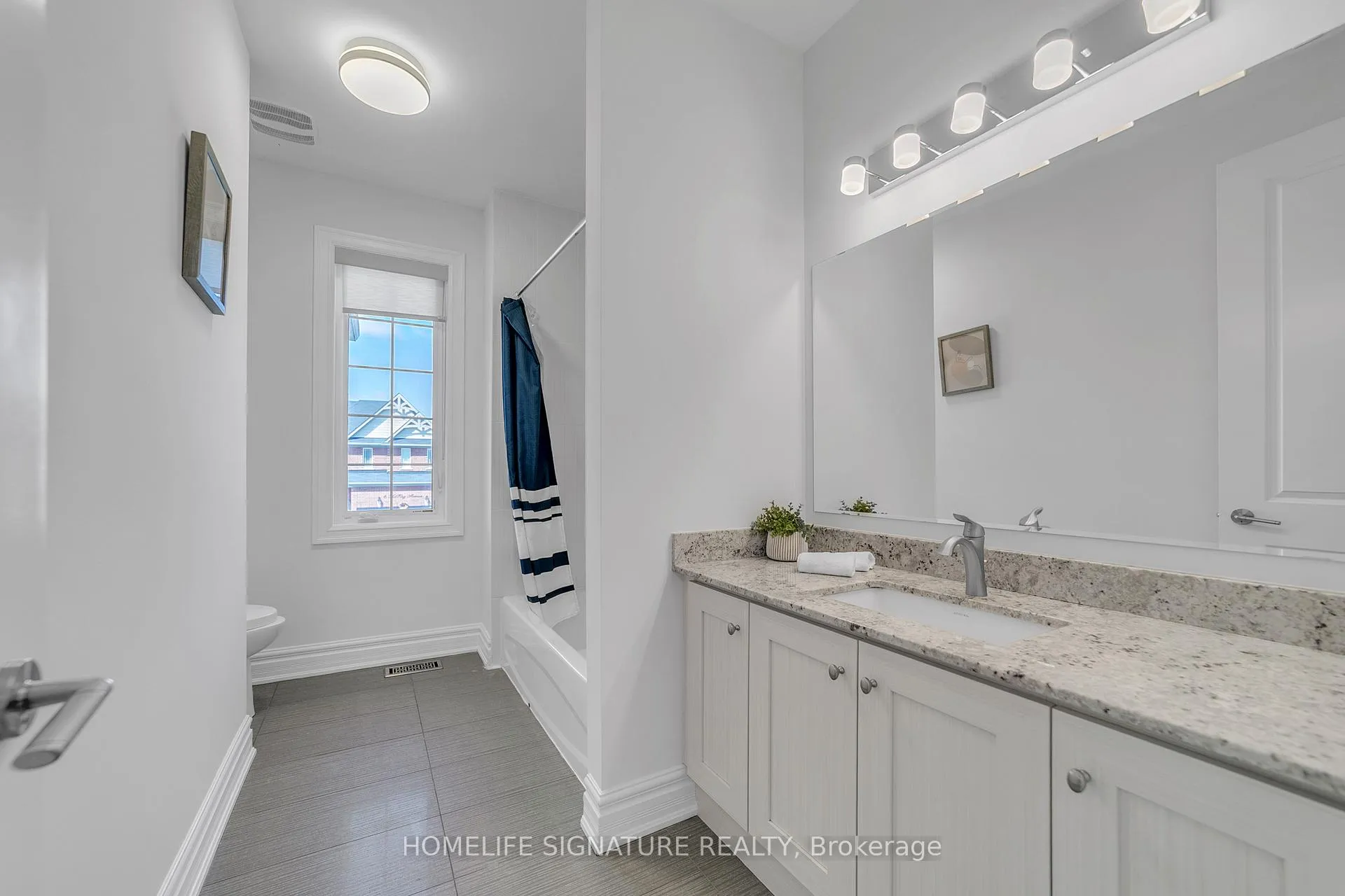 Photo 21 of 5 Mckay Avenue, New Tecumseth, Tottenham — HOMEH