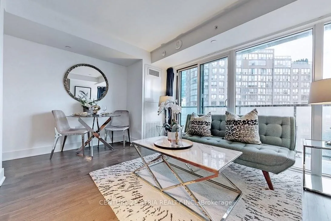 Photo 10 of Unit 1505, 955 Bay Street, Toronto, Bay Street Corridor — HOMEH