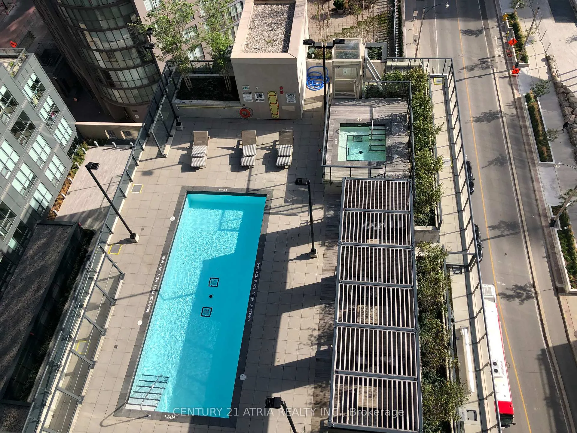 Photo 14 of Unit 1505, 955 Bay Street, Toronto, Bay Street Corridor — HOMEH
