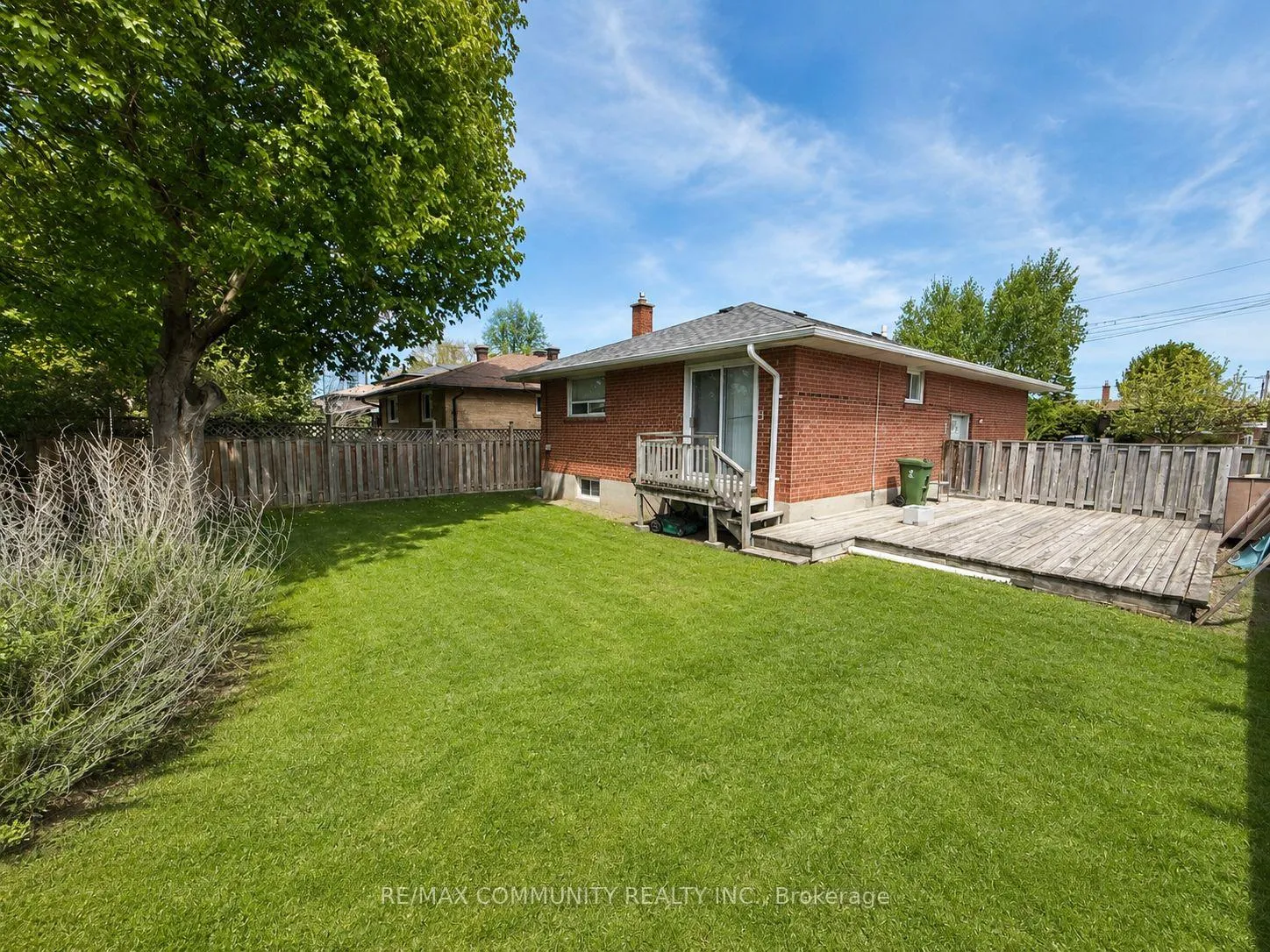 Photo 5 of 22 Cora Crescent, Scarborough, Bendale — HOMEH