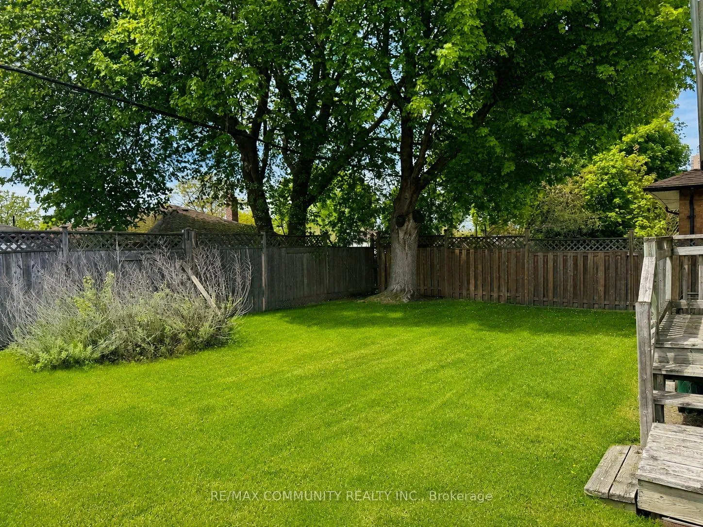 Photo 6 of 22 Cora Crescent, Scarborough, Bendale — HOMEH