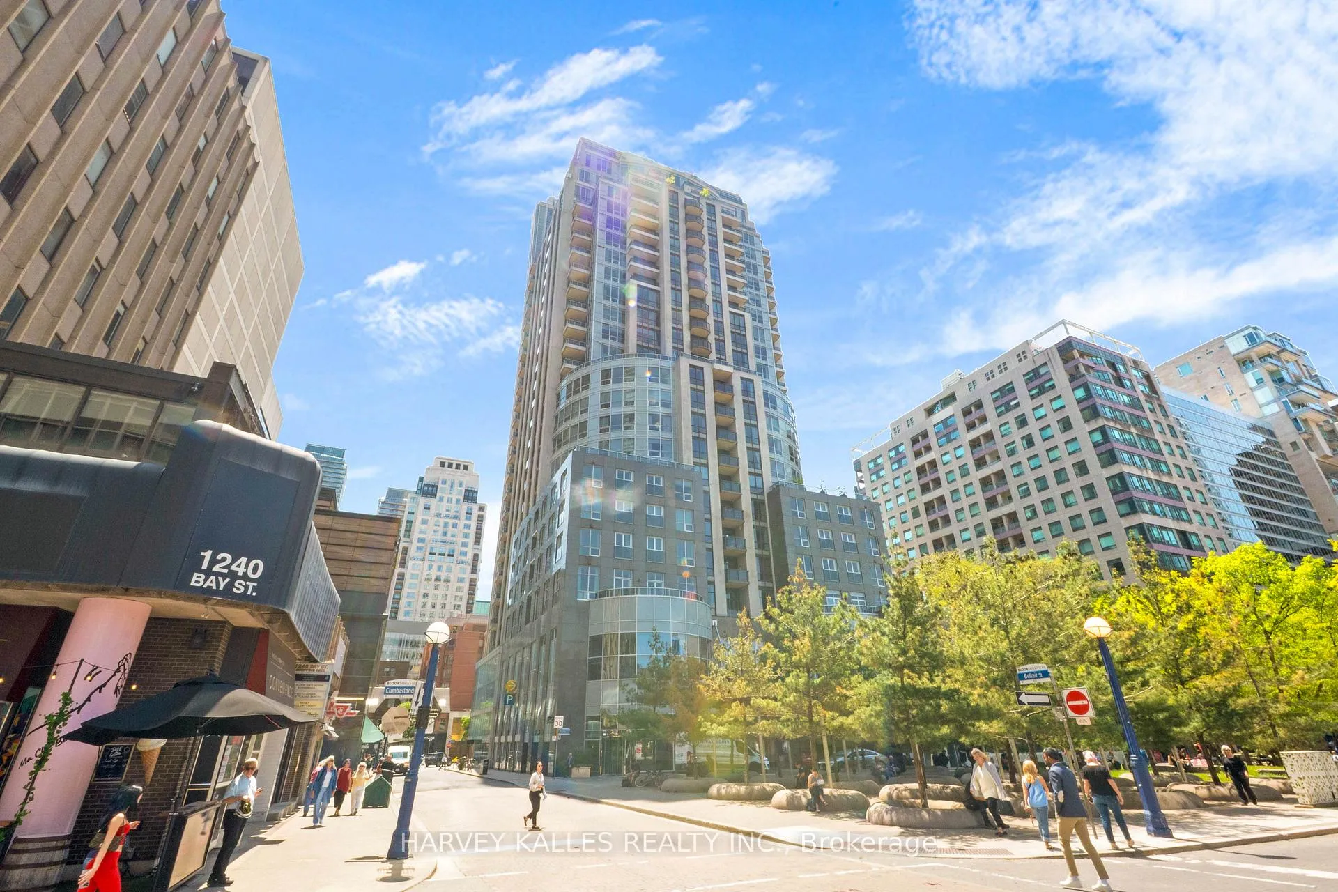 Front of Unit 603, 10 Bellair Street