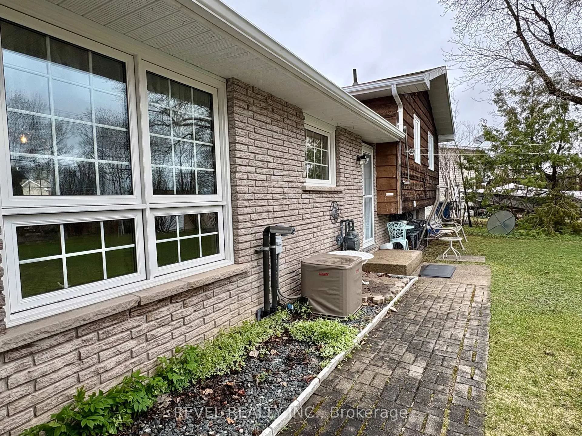 Photo of 452 Eleventh Avenue