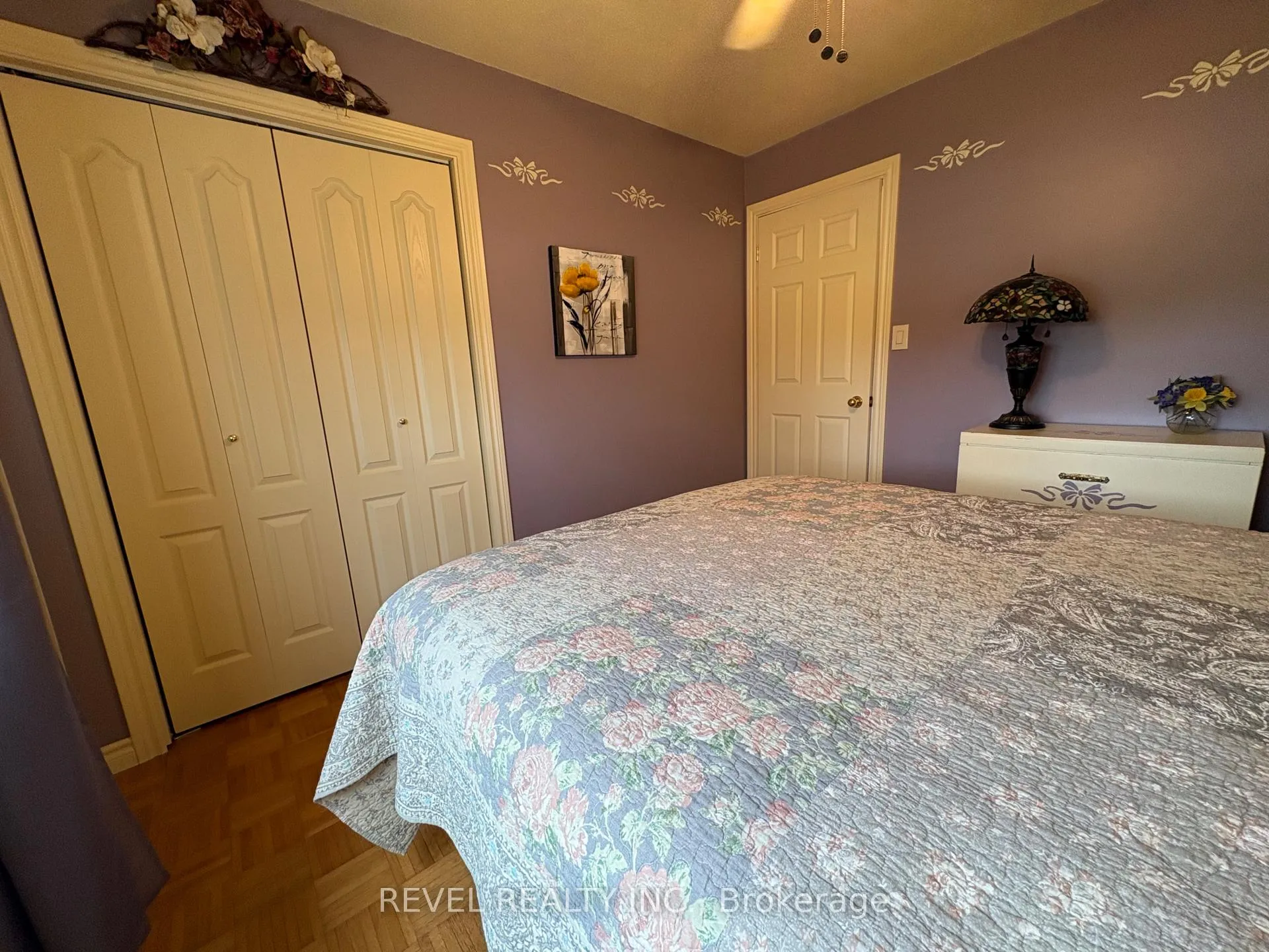 Photo 17 of 452 Eleventh Avenue, Cochrane — HOMEH