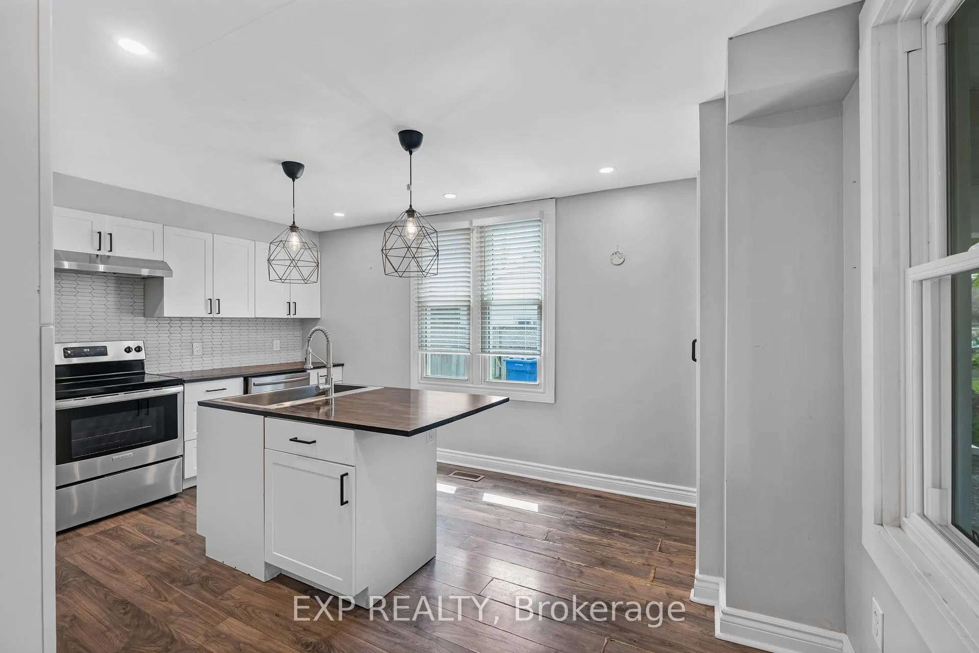 Photo 8 of 21023 Dalton Road, Georgina, Sutton & Jackson's Point — HOMEH