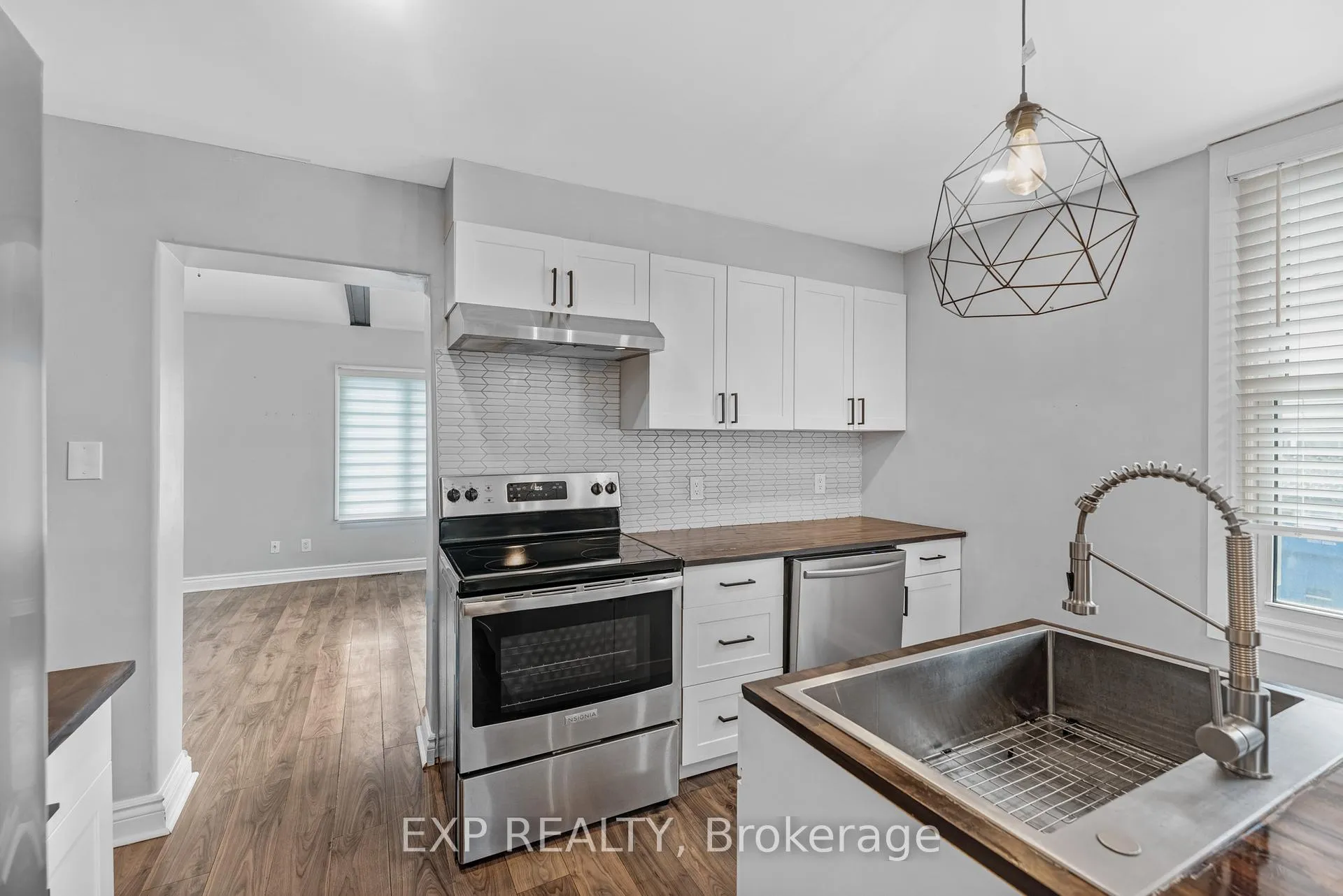 Photo 10 of 21023 Dalton Road, Georgina, Sutton & Jackson's Point — HOMEH