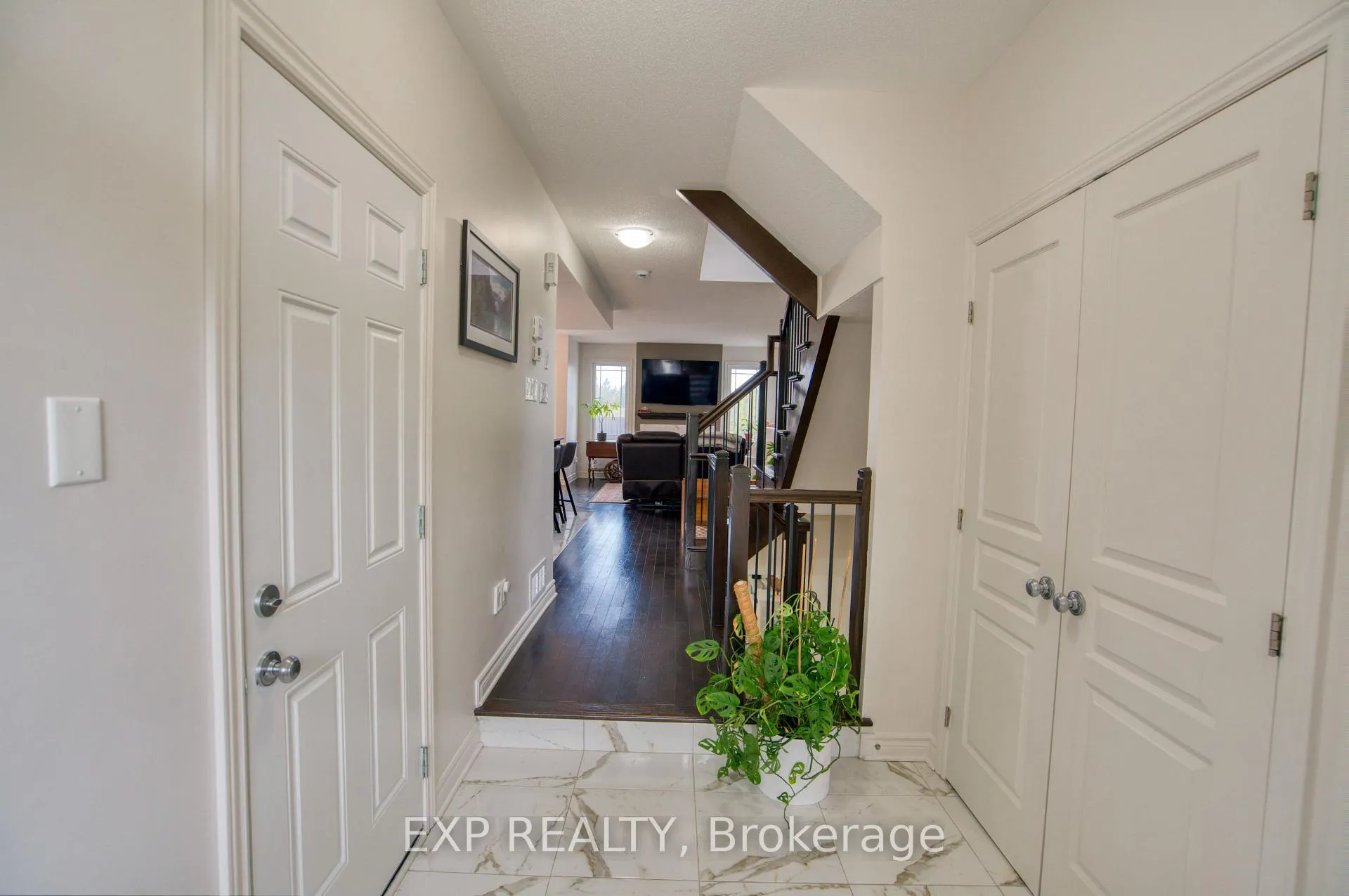 Photo 7 of 458 Barrick Hill Road, Ottawa, Kanata - Emerald Meadows/Trailwest — HOMEH