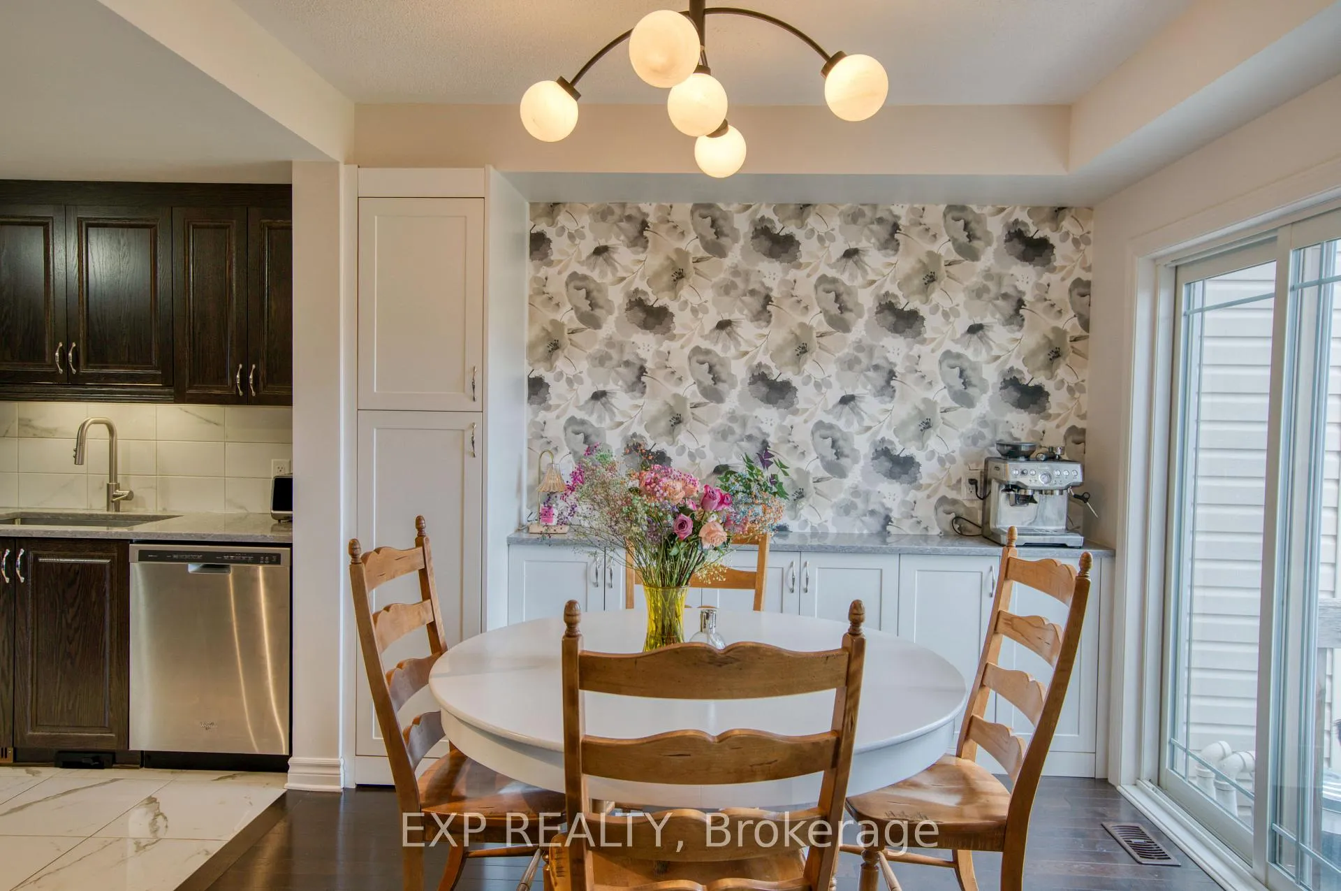 Photo 15 of 458 Barrick Hill Road, Ottawa, Kanata - Emerald Meadows/Trailwest — HOMEH