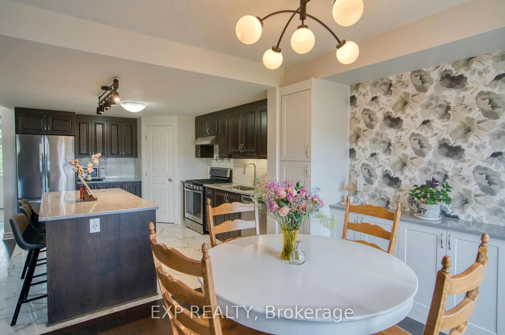 Photo 16 of 458 Barrick Hill Road, Ottawa, Kanata - Emerald Meadows/Trailwest — HOMEH