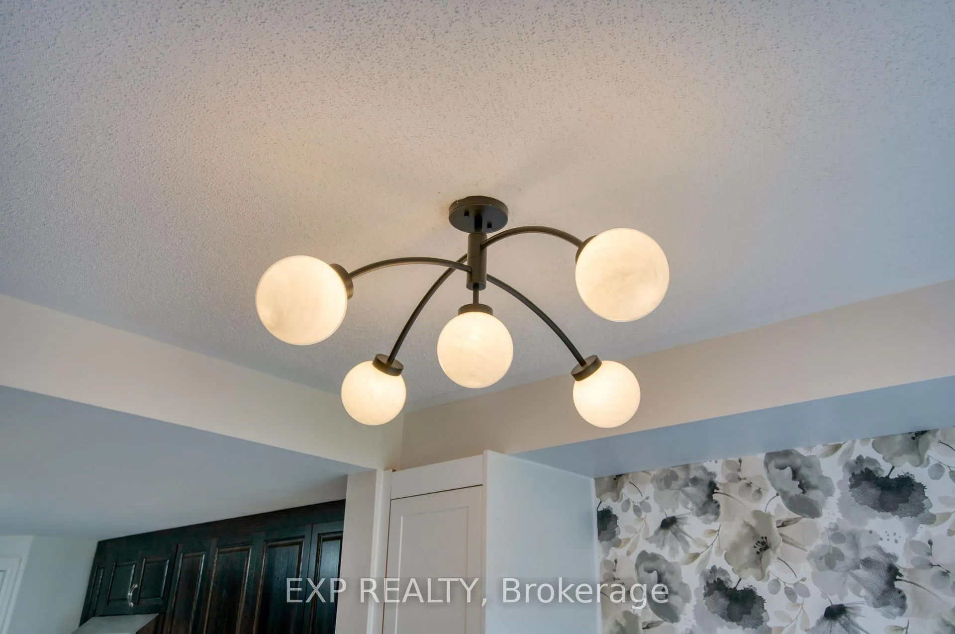 Photo 17 of 458 Barrick Hill Road, Ottawa, Kanata - Emerald Meadows/Trailwest — HOMEH