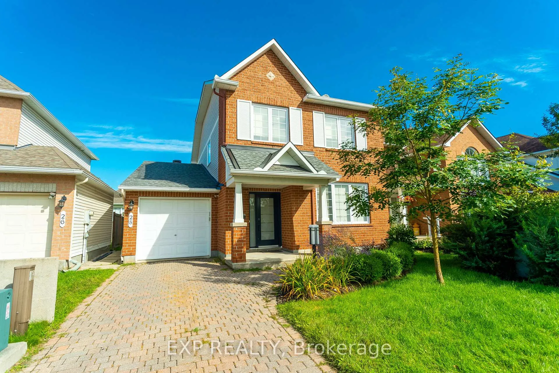 Photo 2 of 28 Chartwell Avenue, Ottawa, Craig Henry/Woodvale — HOMEH