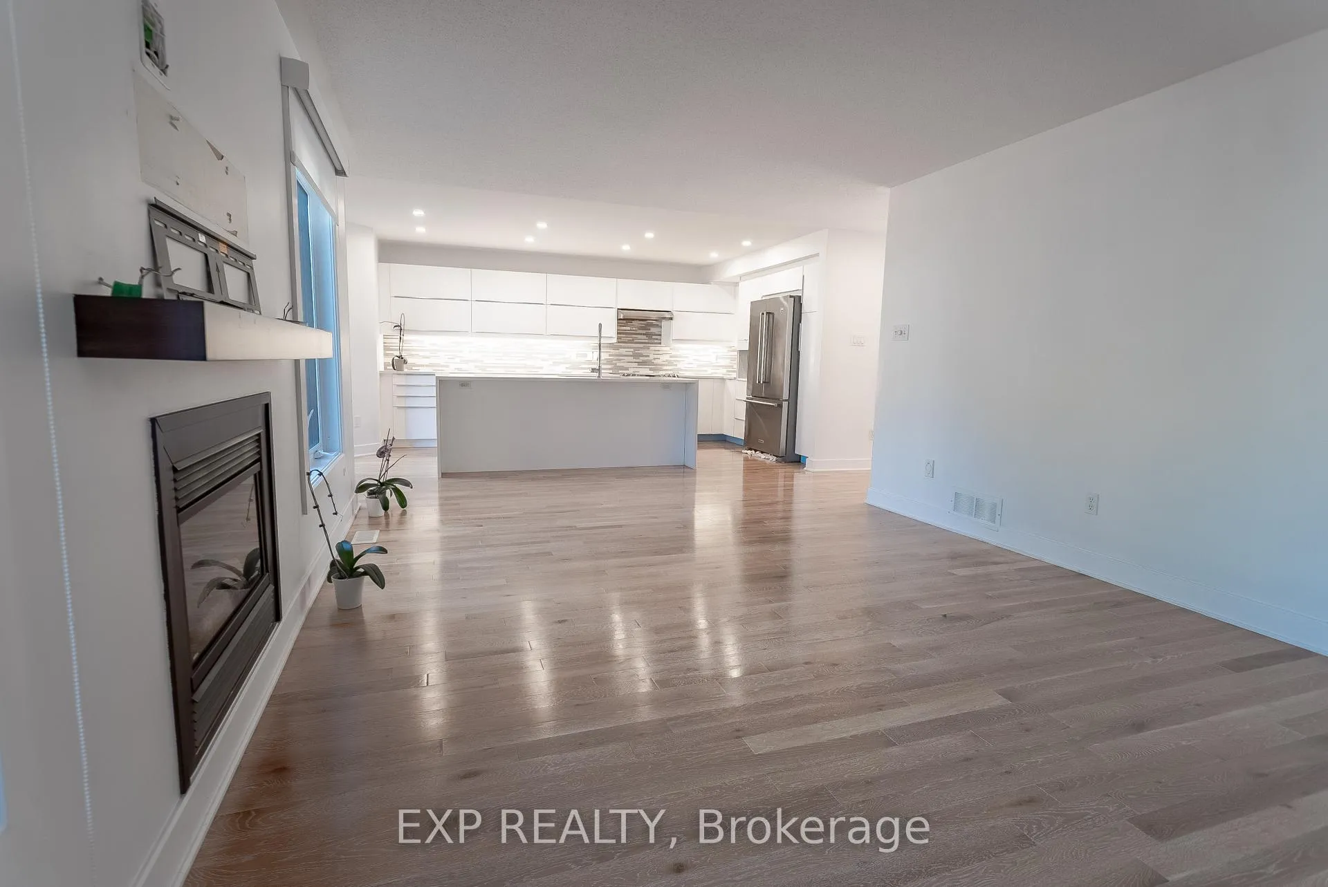 Photo 22 of 28 Chartwell Avenue, Ottawa, Craig Henry/Woodvale — HOMEH