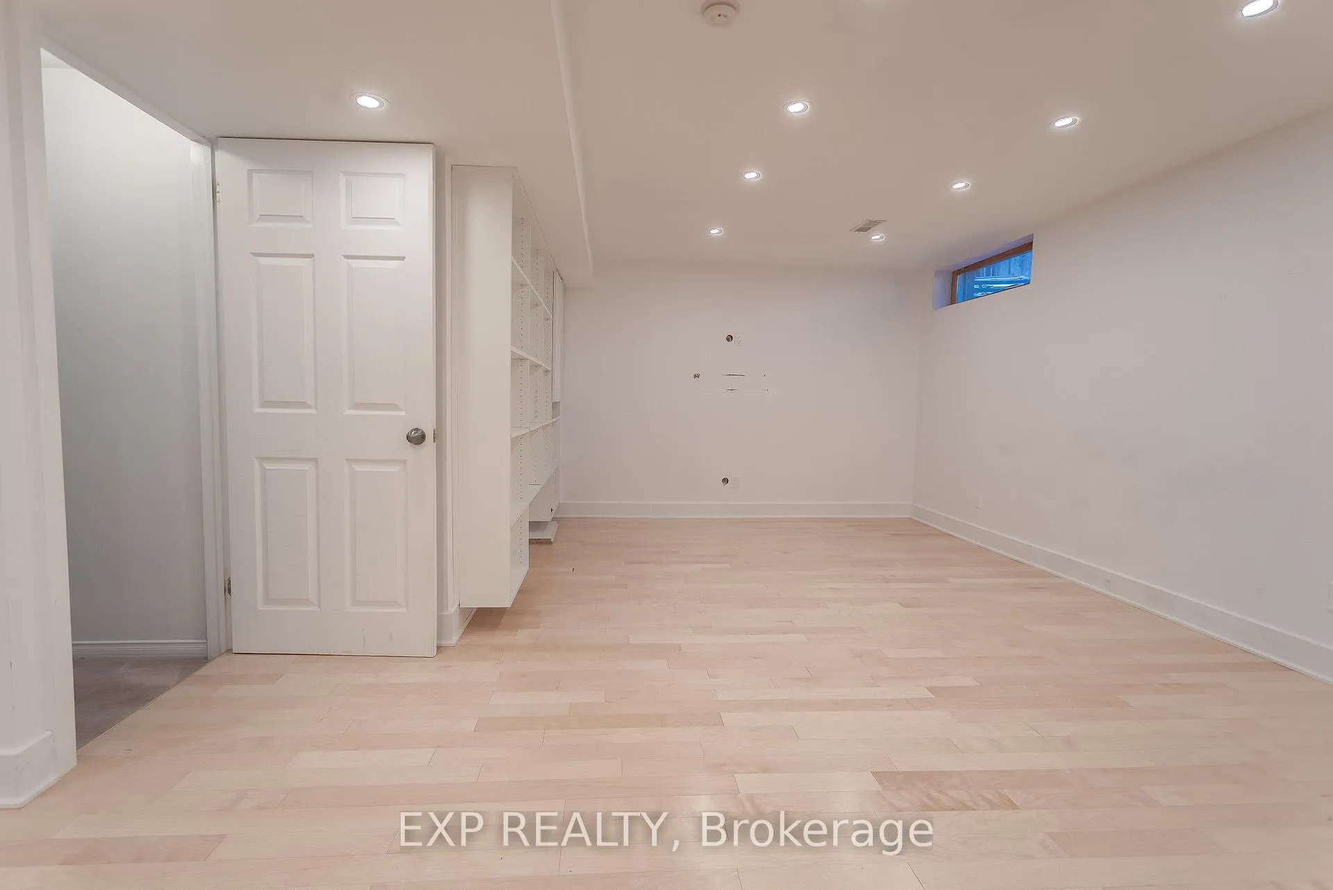 Photo 27 of 28 Chartwell Avenue, Ottawa, Craig Henry/Woodvale — HOMEH