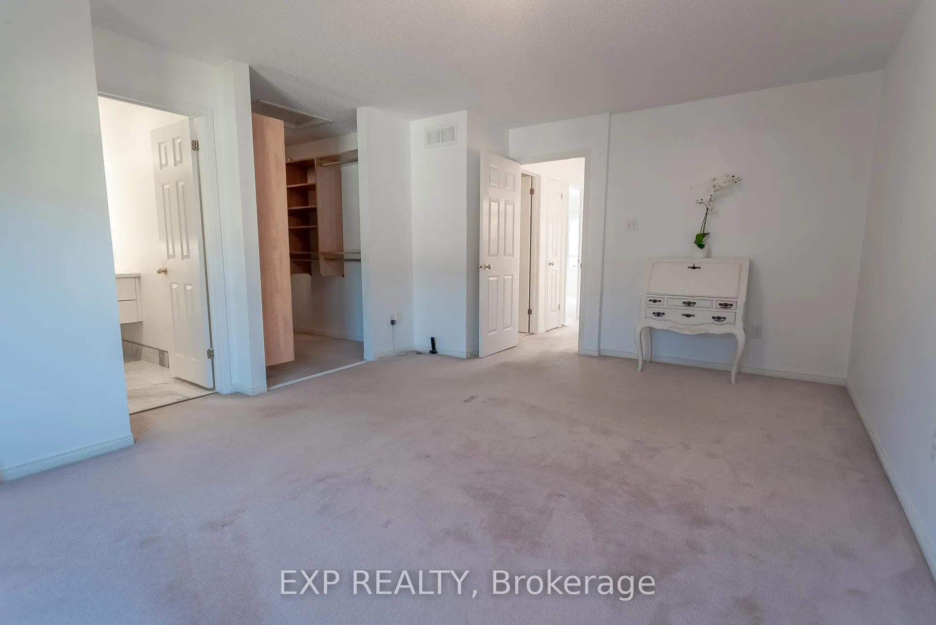 Photo 46 of 28 Chartwell Avenue, Ottawa, Craig Henry/Woodvale — HOMEH