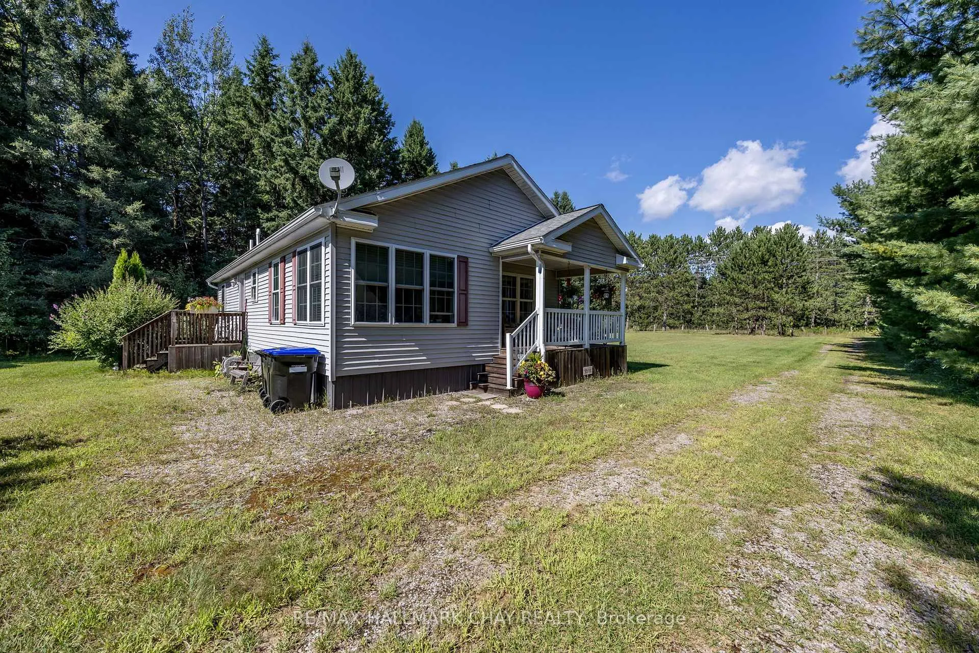 Photo 28 of 1398 Old Second Road N, Springwater, Rural Springwater — HOMEH