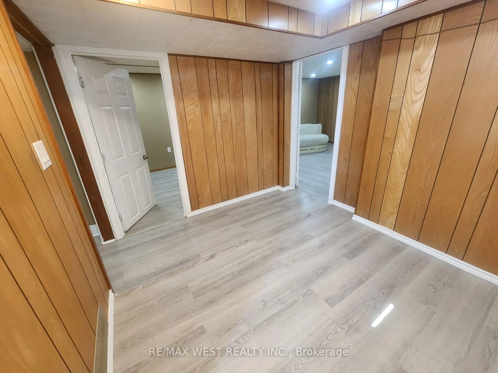 Photo 5 of Unit Basement, 5 Ludgate Drive, Etobicoke, Rexdale-Kipling — HOMEH