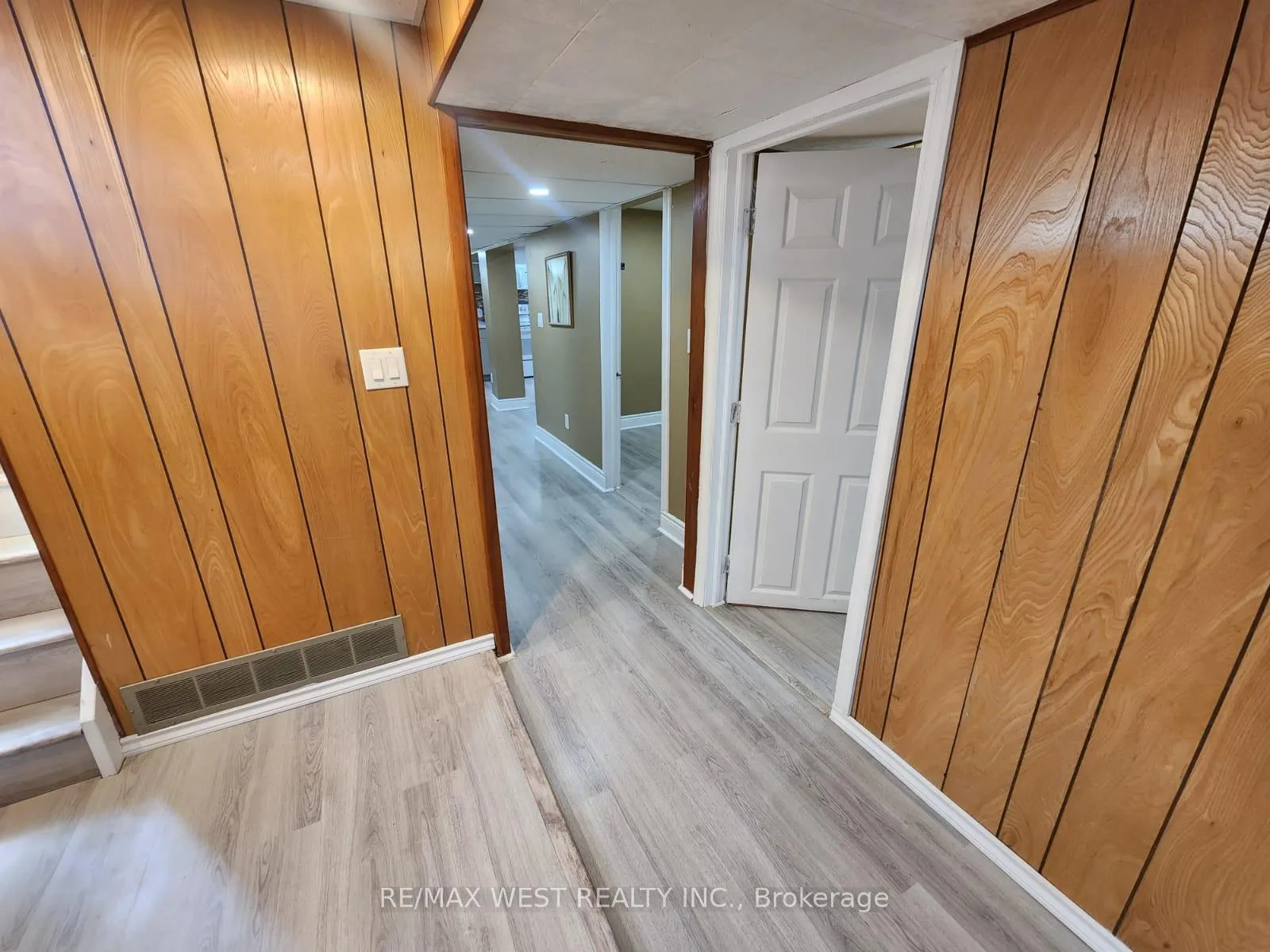 Photo 6 of Unit Basement, 5 Ludgate Drive, Etobicoke, Rexdale-Kipling — HOMEH