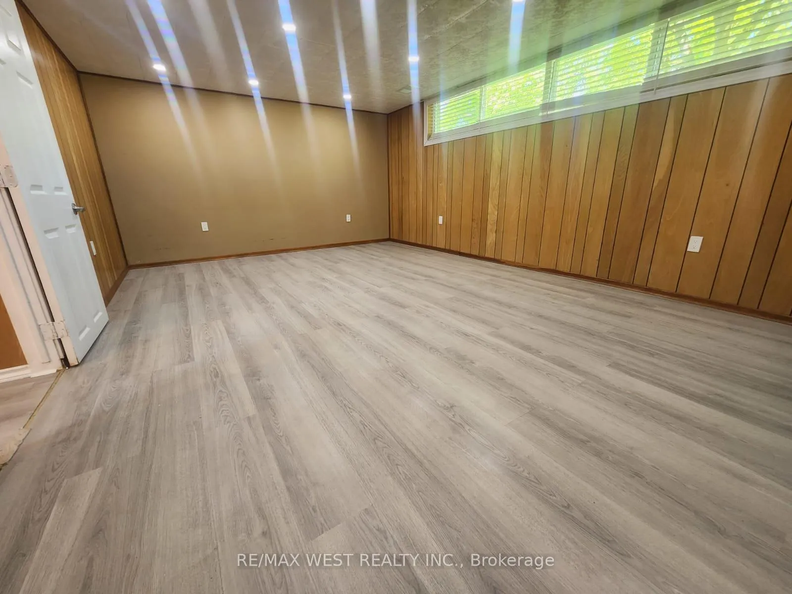 Photo 9 of Unit Basement, 5 Ludgate Drive, Etobicoke, Rexdale-Kipling — HOMEH