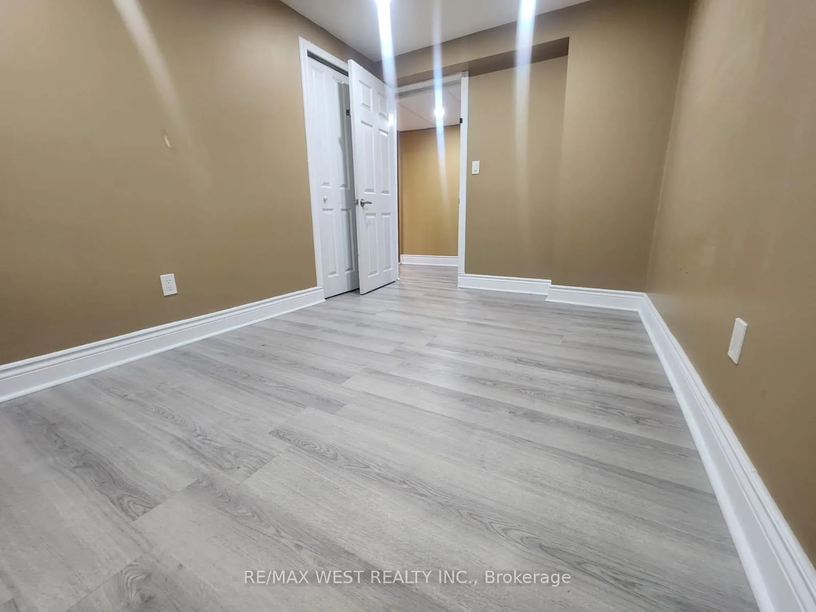 Photo 12 of Unit Basement, 5 Ludgate Drive, Etobicoke, Rexdale-Kipling — HOMEH