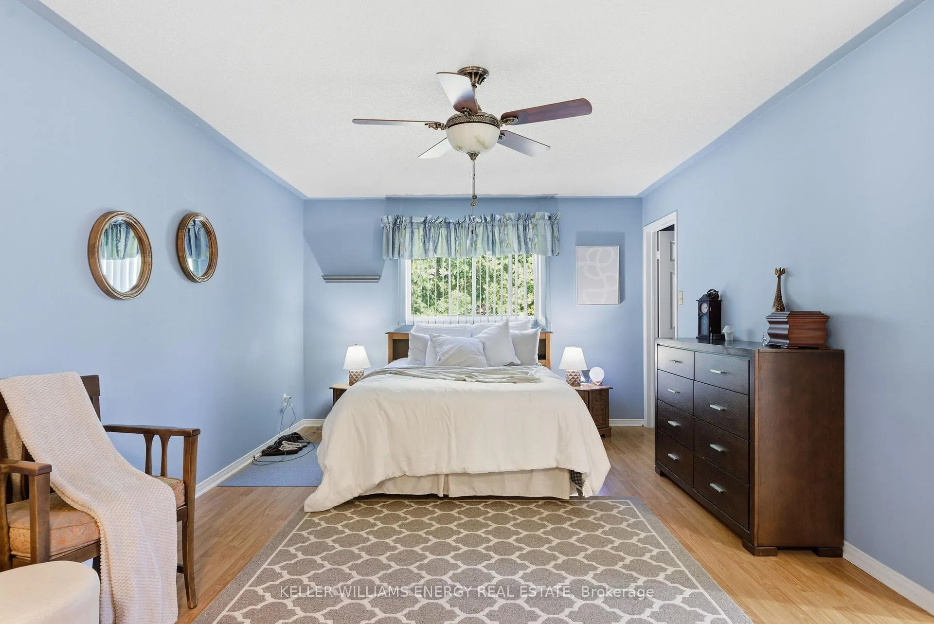 Photo 13 of 1075 Ridgemount Boulevard, Oshawa, Pinecrest — HOMEH