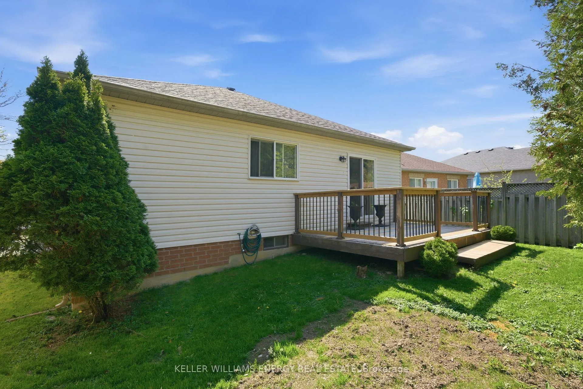 Photo 30 of 1075 Ridgemount Boulevard, Oshawa, Pinecrest — HOMEH