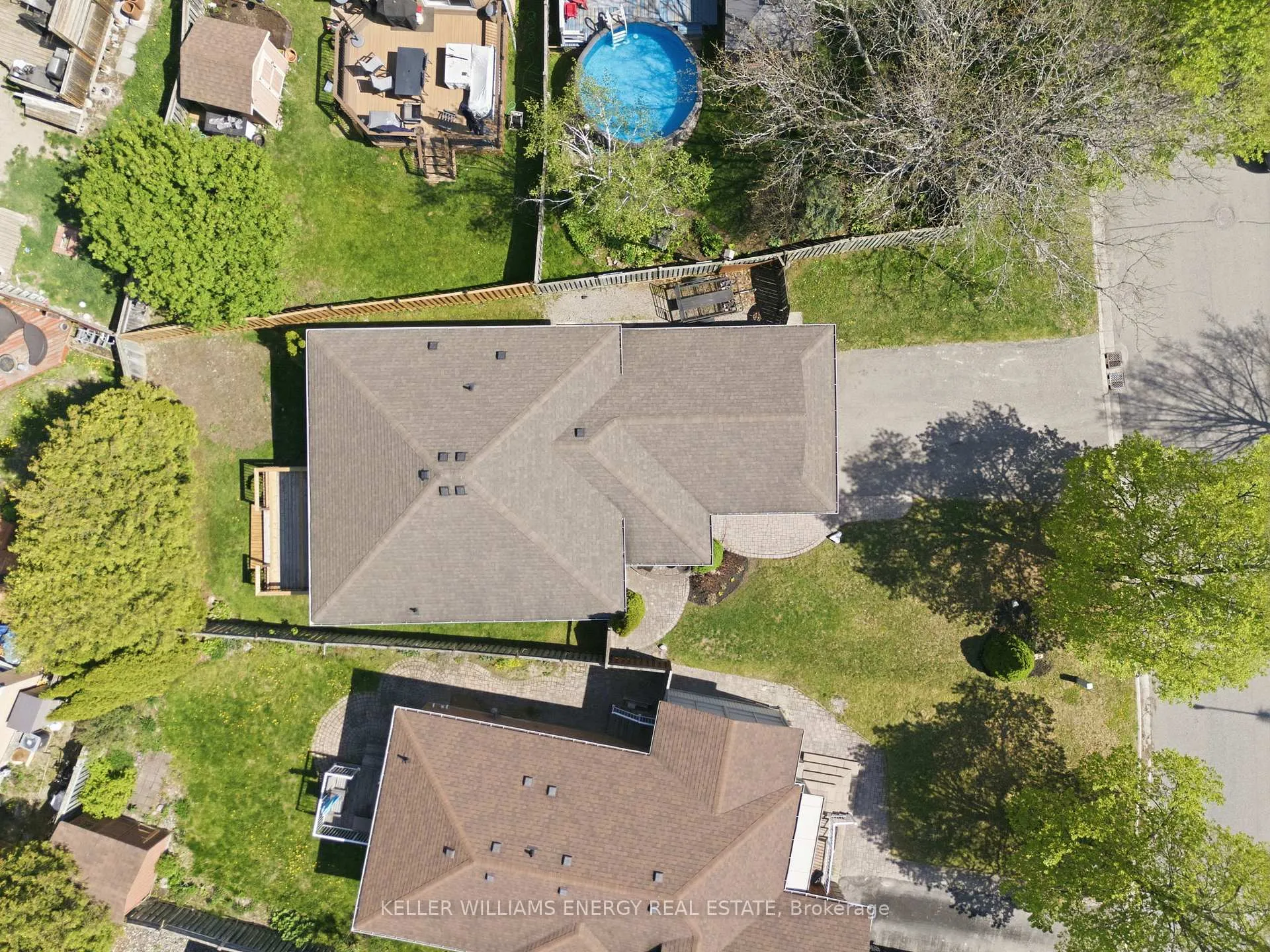 Photo 34 of 1075 Ridgemount Boulevard, Oshawa, Pinecrest — HOMEH