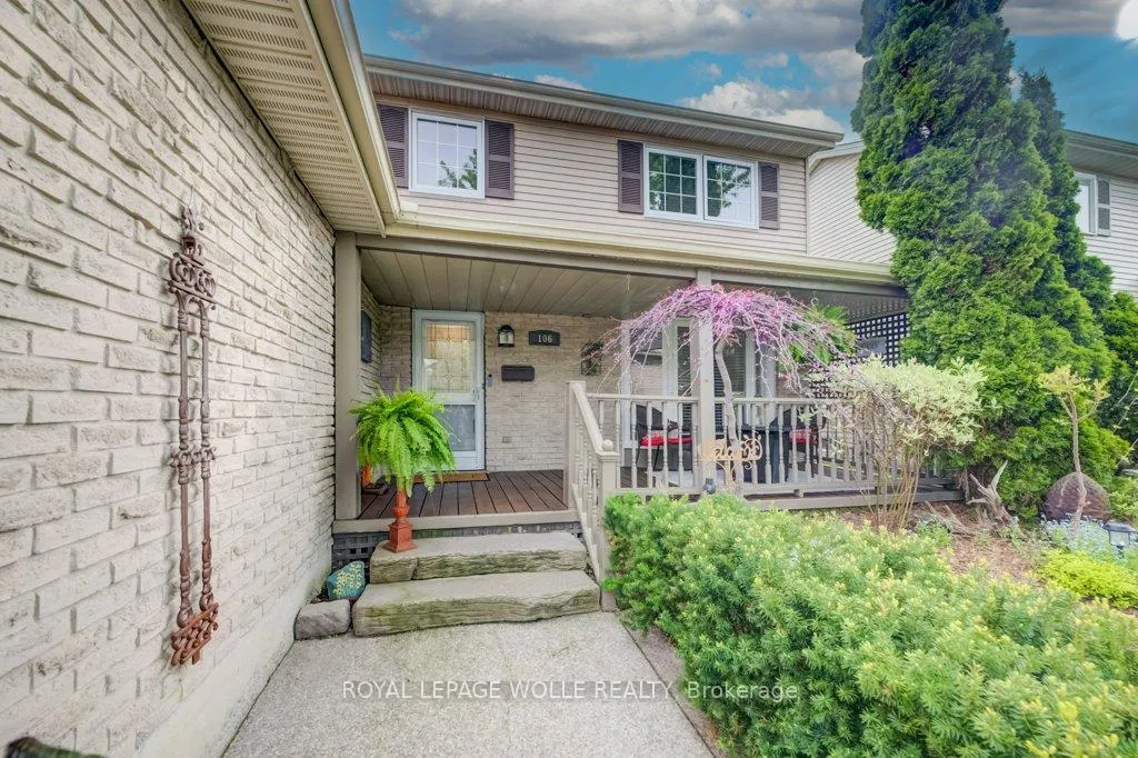 Photo 2 of 106 Parkland Crescent, Waterloo — HOMEH