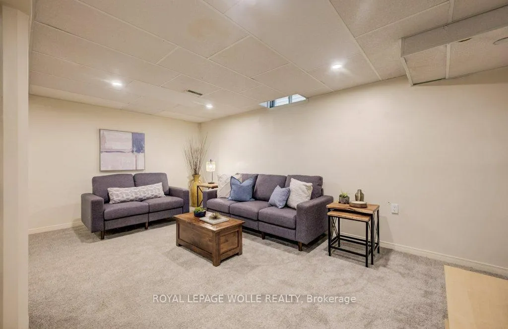 Photo 26 of 106 Parkland Crescent, Waterloo — HOMEH