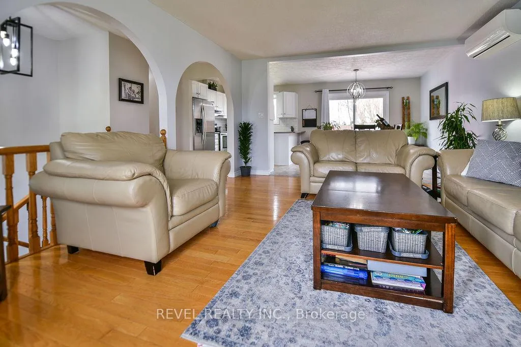 Photo 4 of 634 Tamarack Street, Timmins, TNE - North — HOMEH