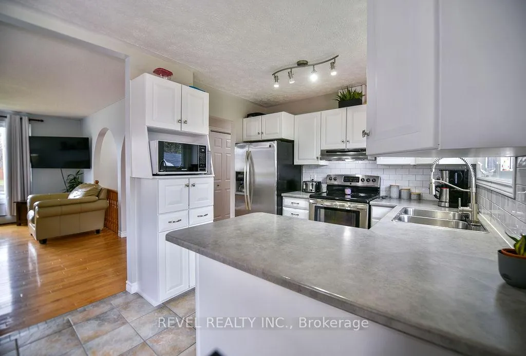 Photo 7 of 634 Tamarack Street, Timmins, TNE - North — HOMEH